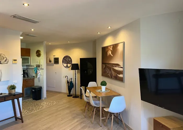 La Laguna Luxe Apartment